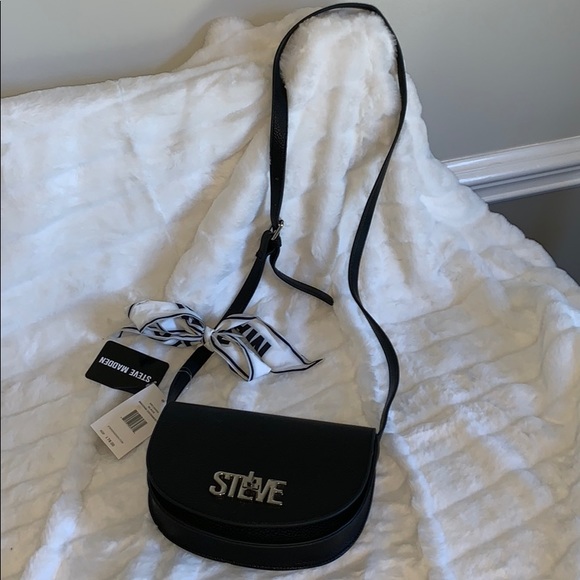 Steve Madden Handbags - Steve Madden Crossbody